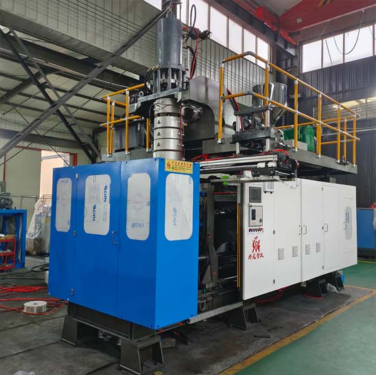 34、110型吹塑機(jī)1.jpg