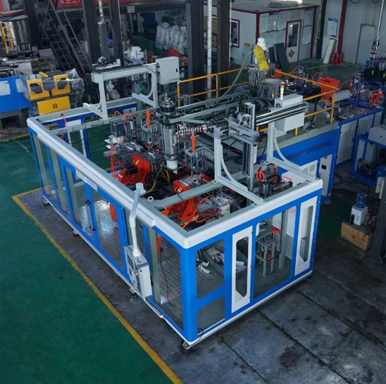 1745401482105983.jpg 13、電動20升雙層吹塑機1.jpg