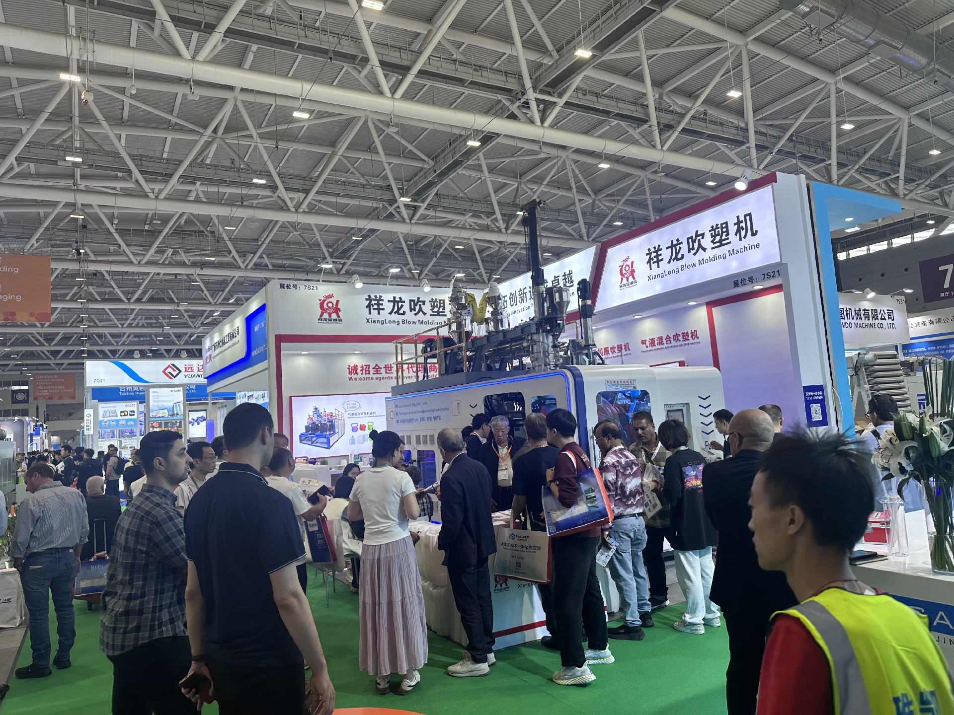 1745415594140316.jpg 2f15c9599150704798066f3f7bdcc5b.jpg