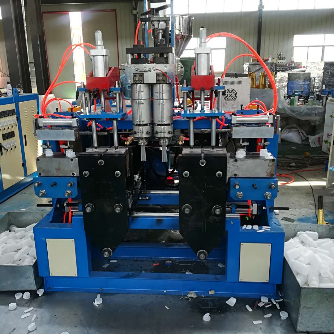 如何選擇日化洗滌專用吹瓶機(jī)